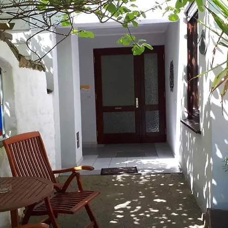 Apartament In 2707 *