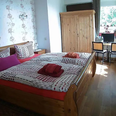 Apartament In 2707 *